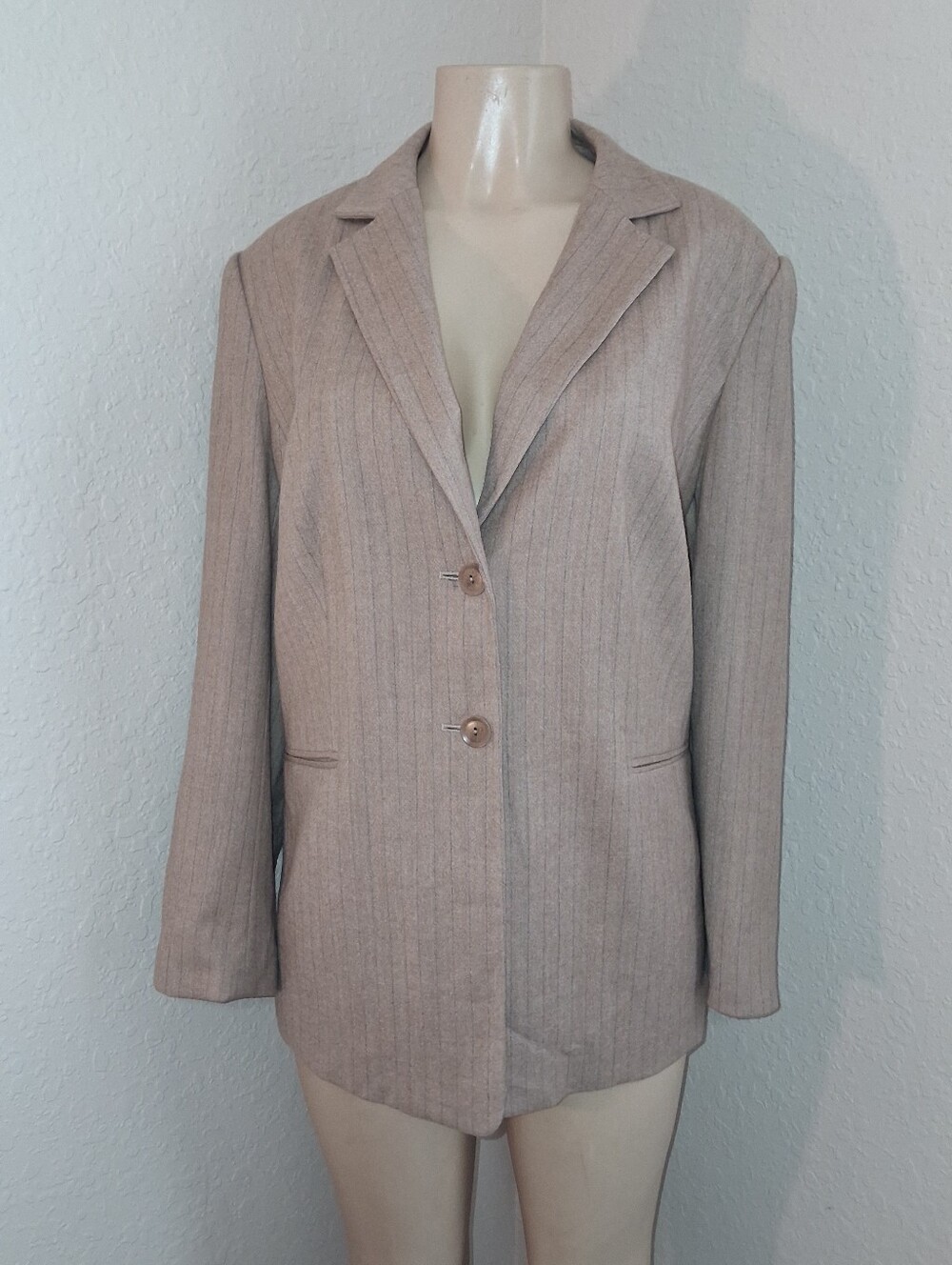 TALBOTS CAMEL COLORED JACKET W/ GRAY PIN STRIPES SZ 14W